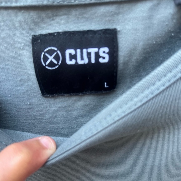 CUTS AO Curve-Hem Tee Men's T-Shirt size L - Picture 3 of 11